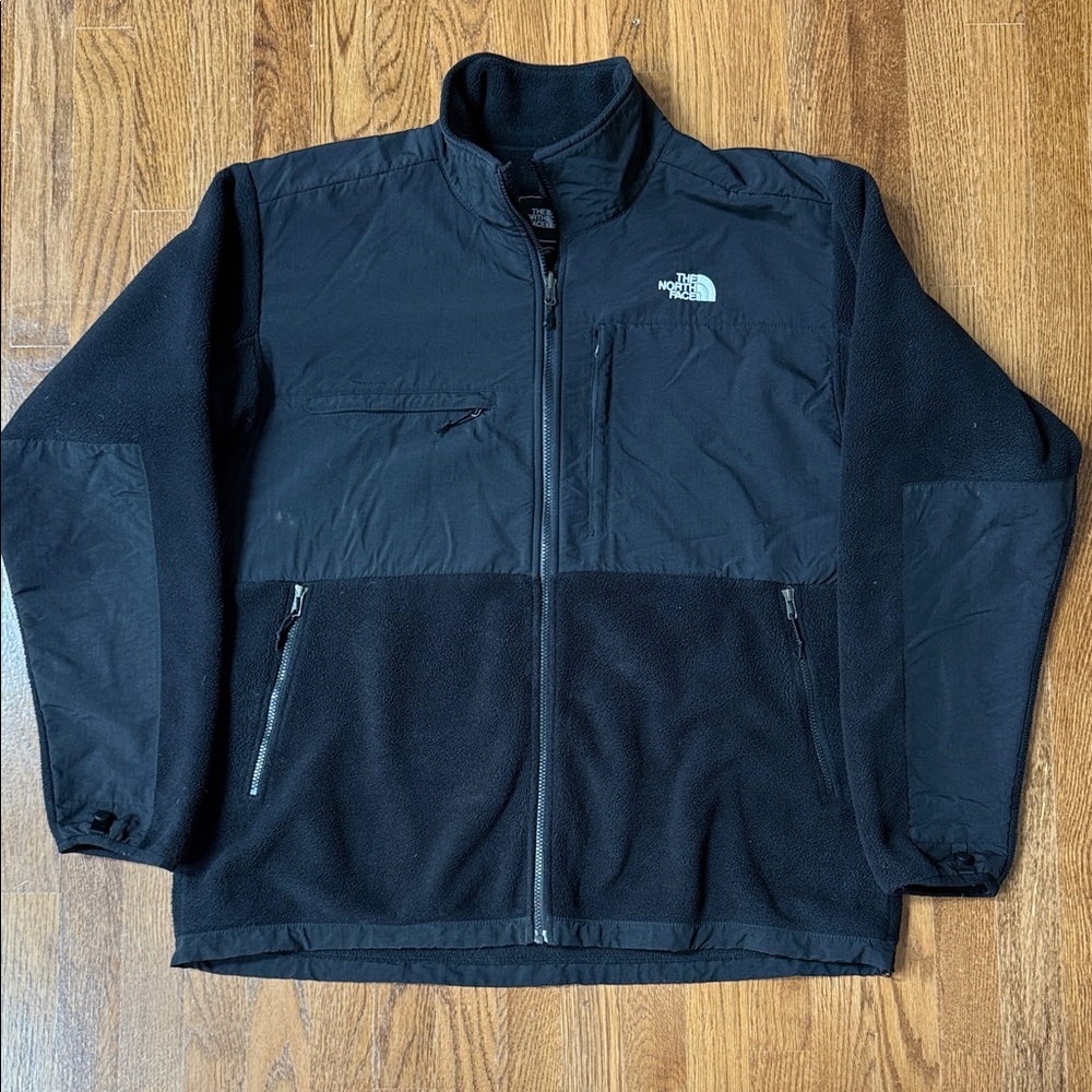 The North Face Men's Black Denali Jacket